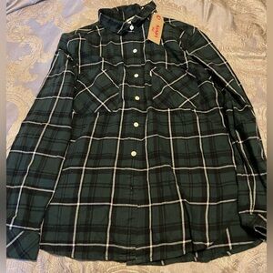 NEW Levis Womens Green Plaid Long Sleeves Pockets Collared Button Up Shirt